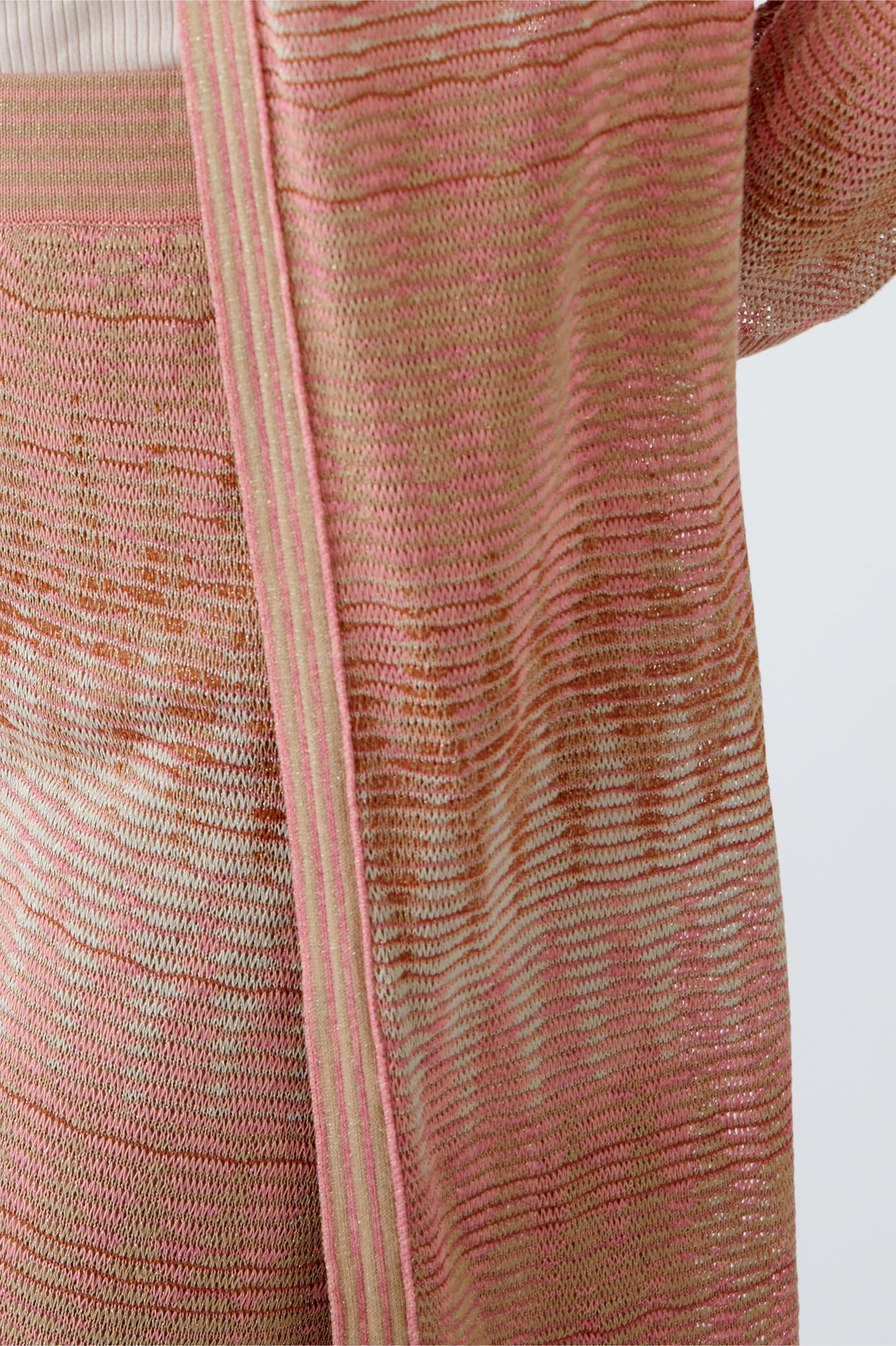 Strickmantel Viskose- Baumwollmischung mit Glanzgarn