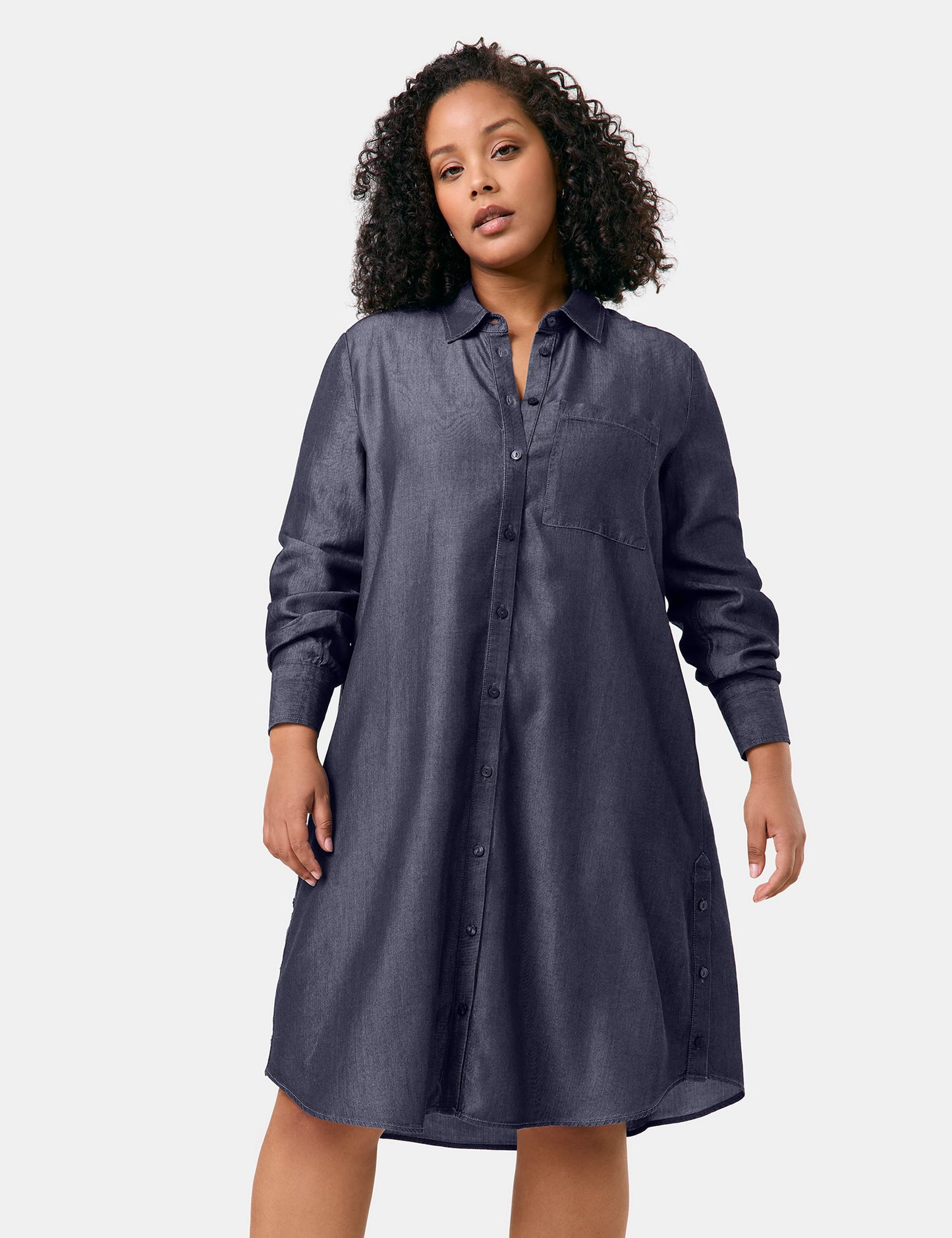 Hemdblusenkleid in schimmernder Denim-Optik