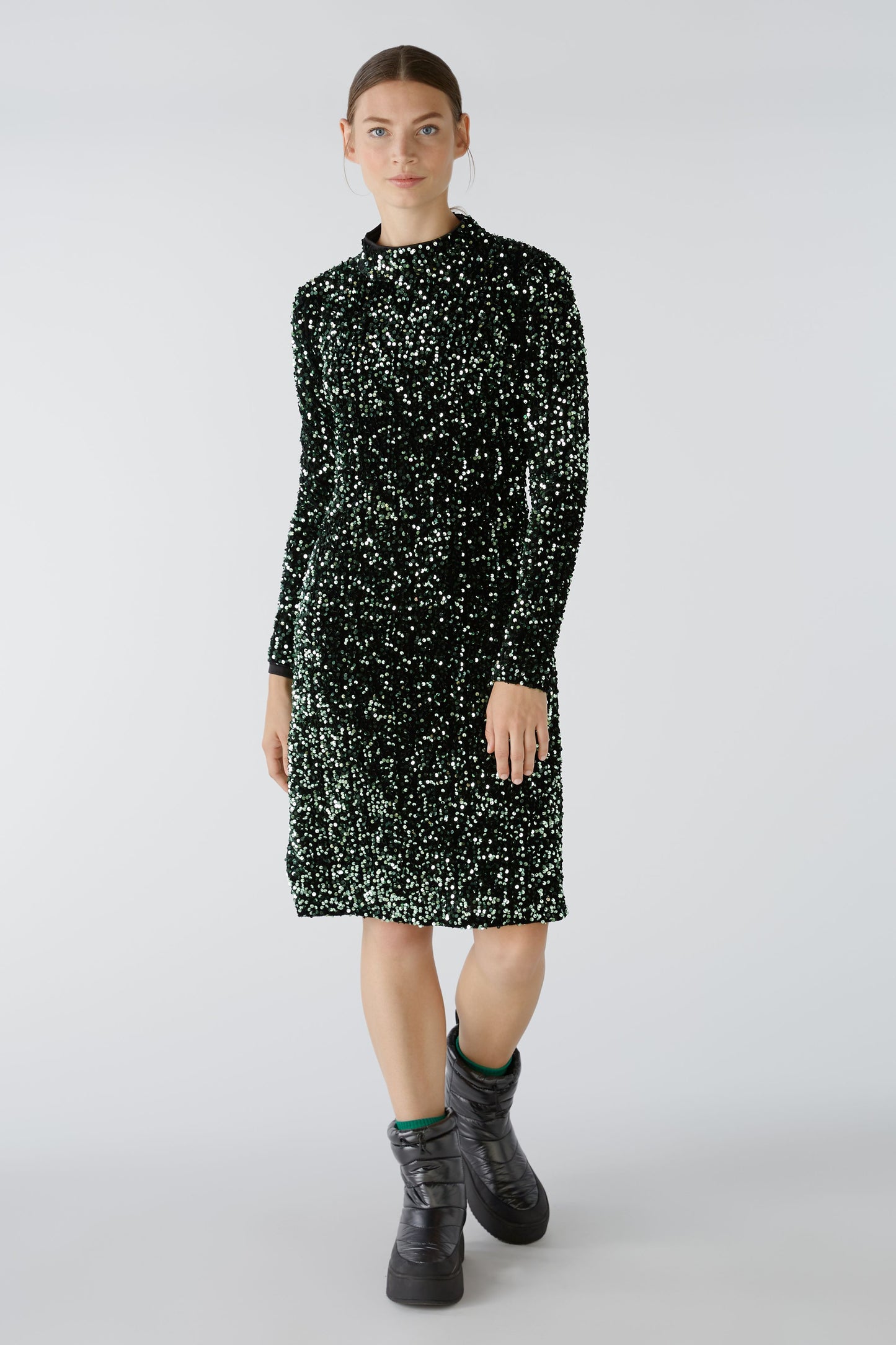 Kleid aus Samt mit Pailletten