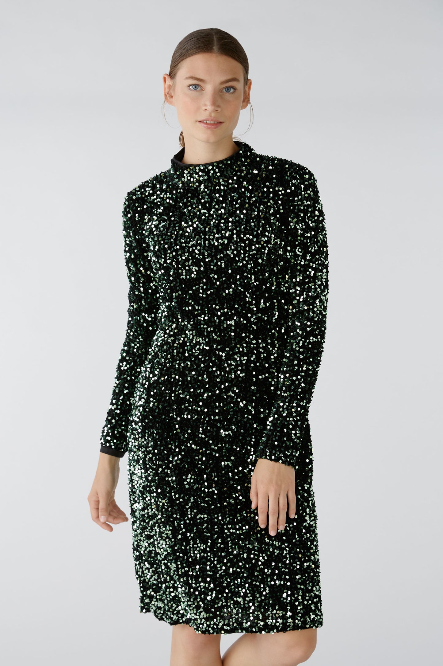 Kleid aus Samt mit Pailletten