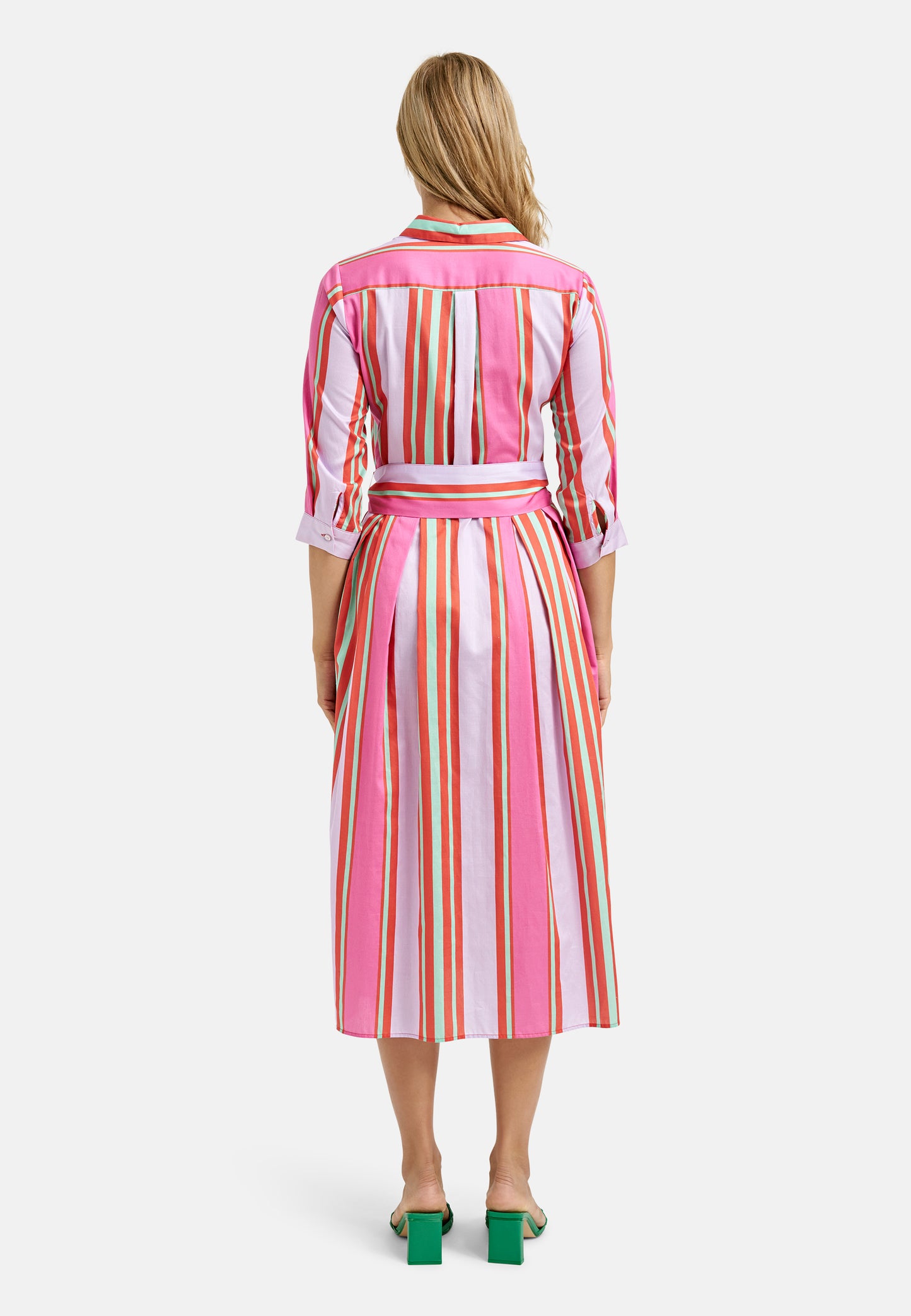 Dress with collar, placket, 3/4 sleeves, wide skirt and belt