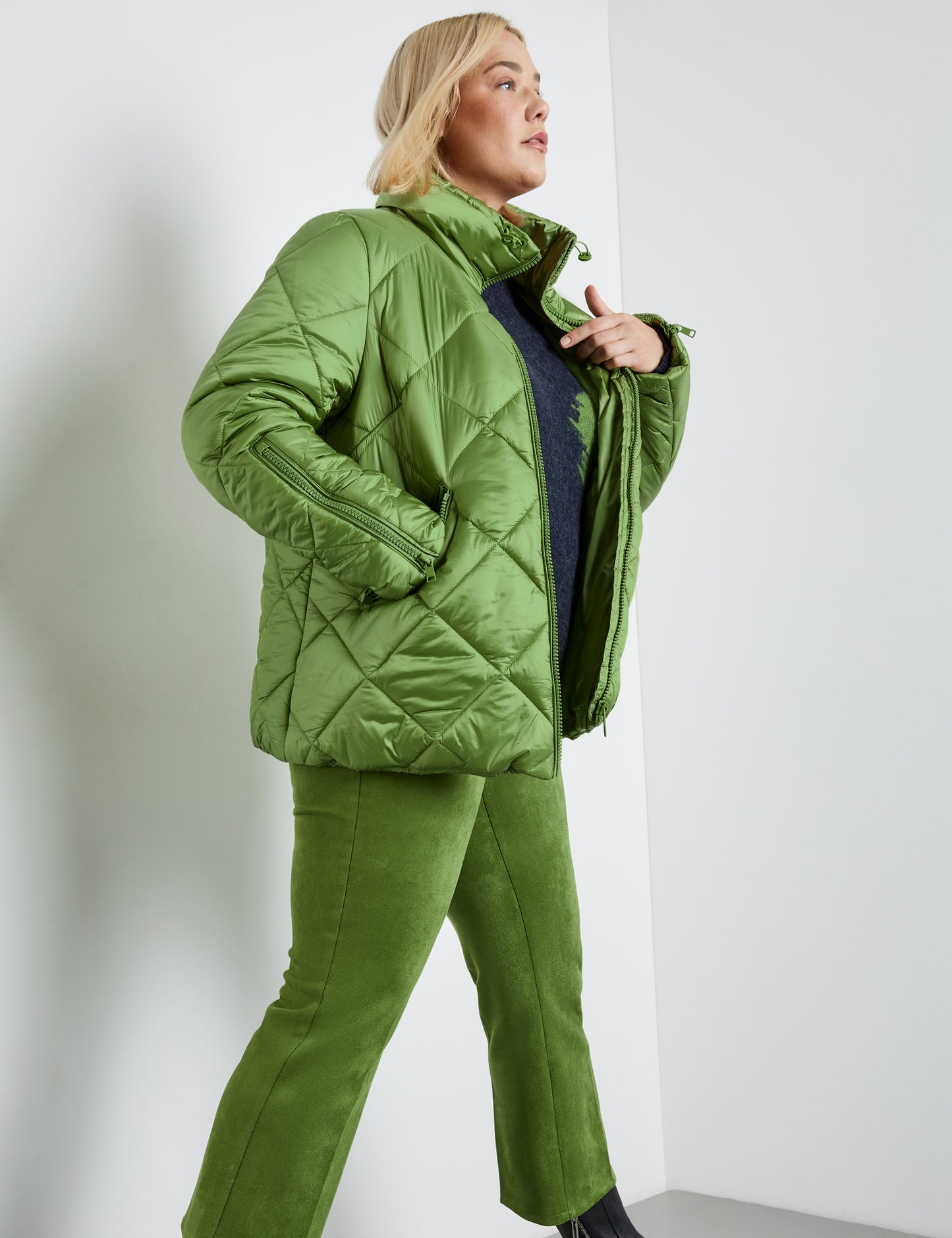 Steppjacke mit Glanz-Optik