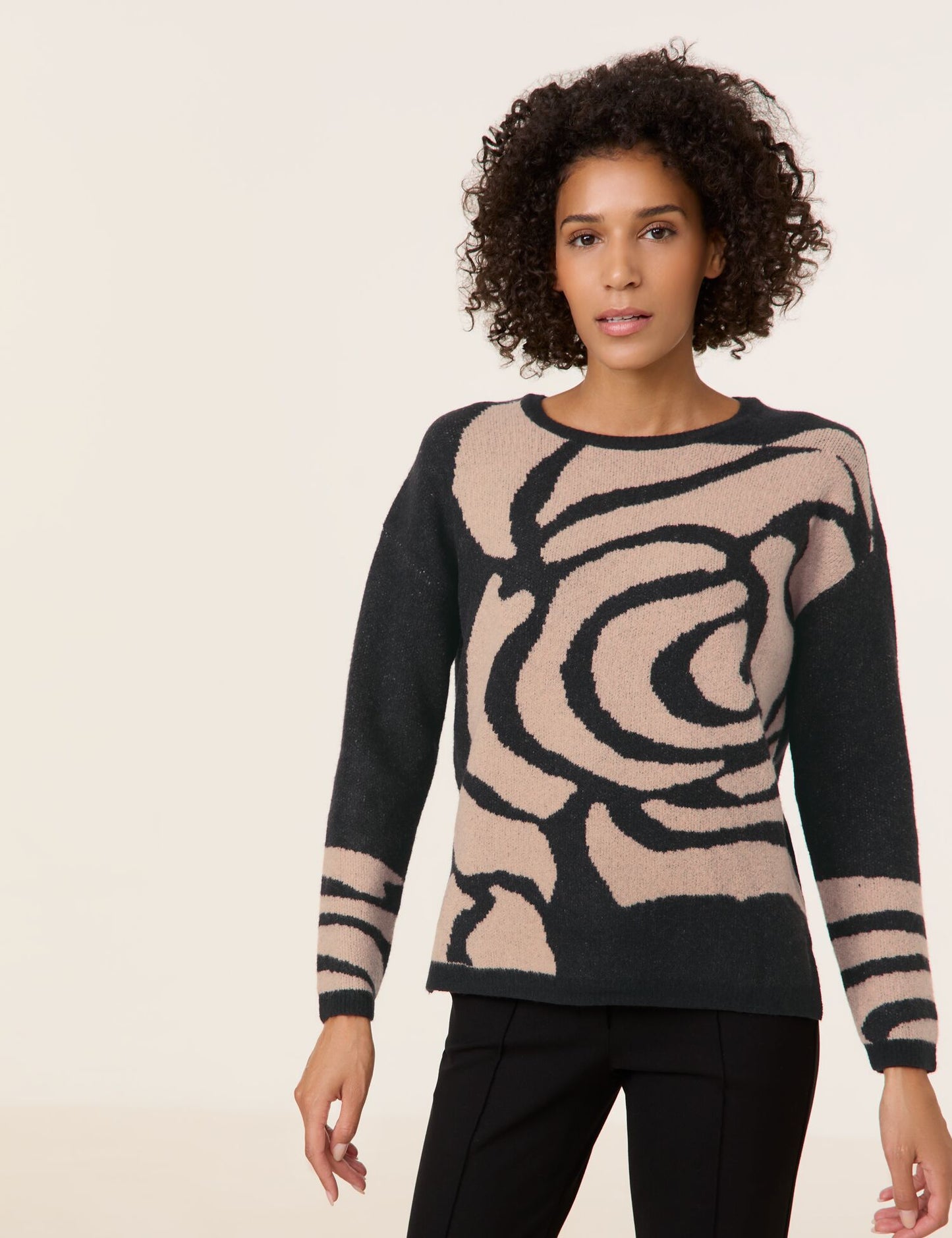 Strickpullover mit floralem Intarsien-Muster