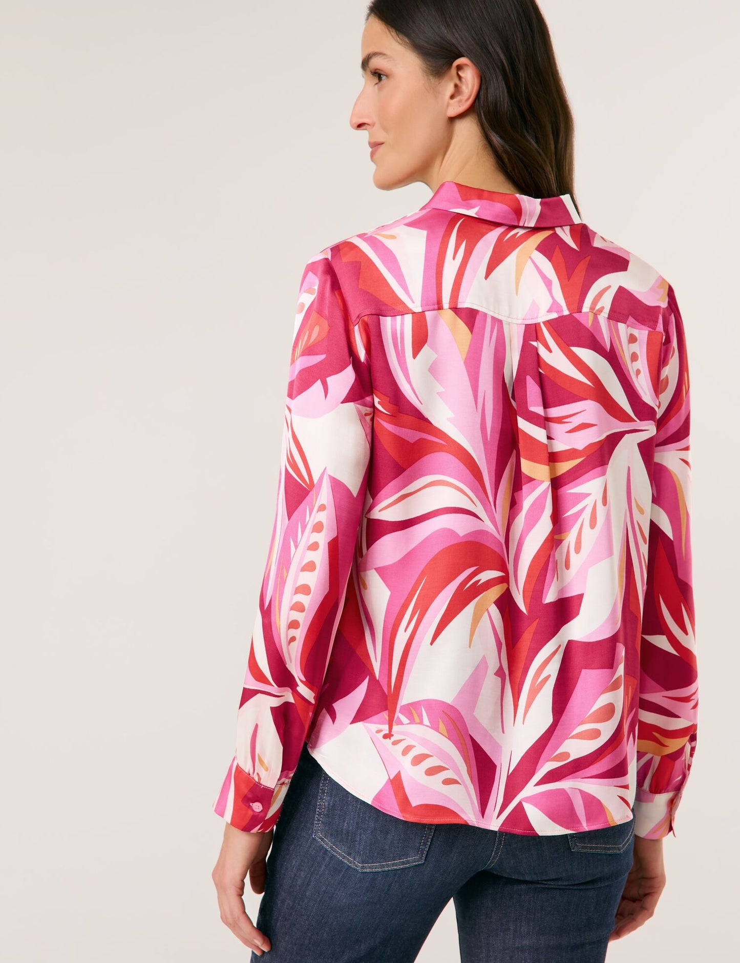 Satinierte Bluse mit floralem Dessin