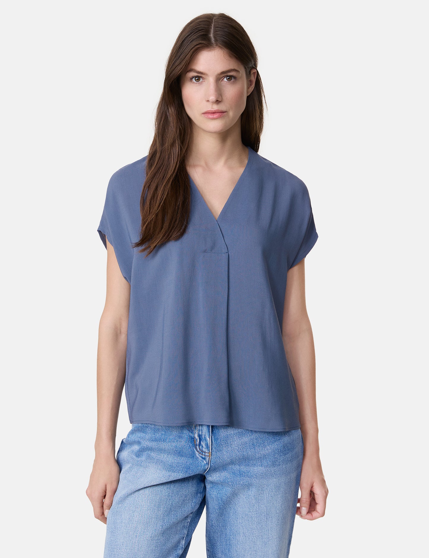 Fließendes Blusenshirt mit Faltendetail