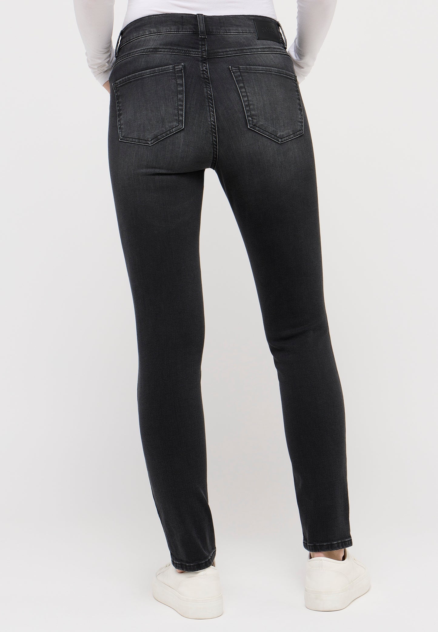 3461272-1188 SKINNY FANCY POCKET ROCK
