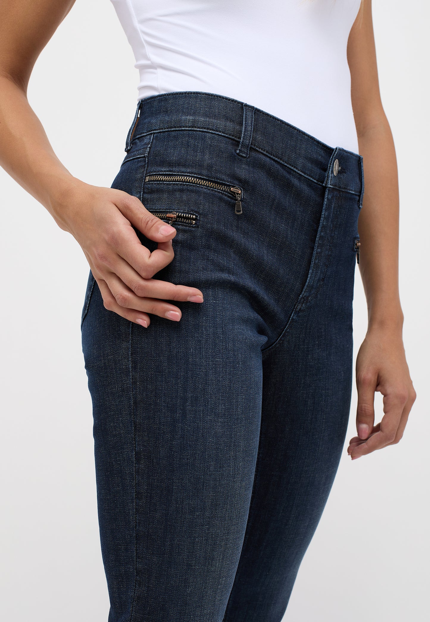 MALU ZIP