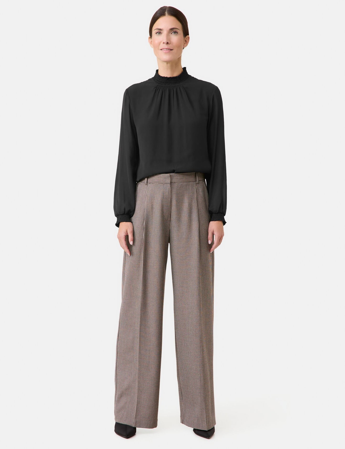 Weite Hose mit Hahnentritt