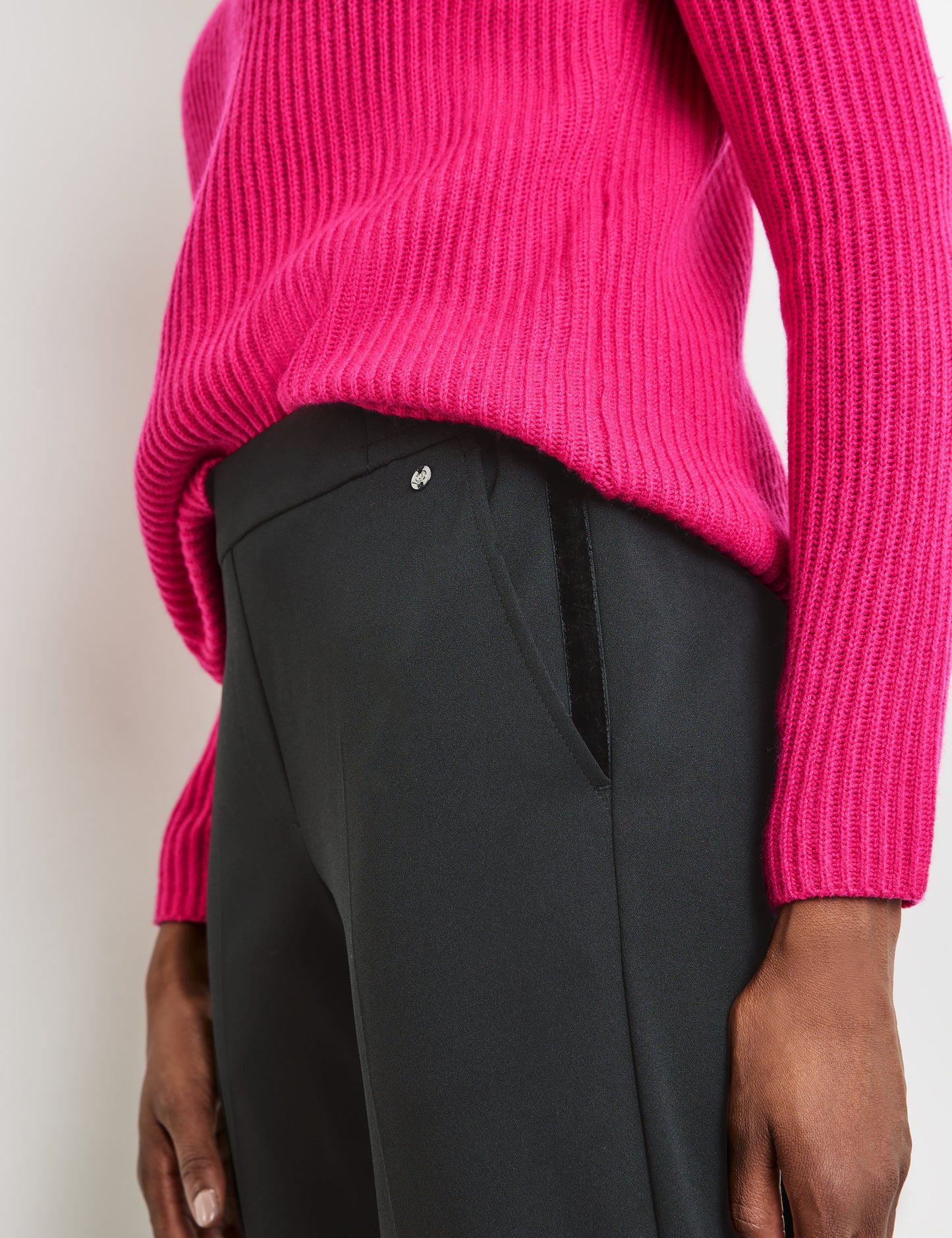 Schlichte Stretchhose mit Dehnbund
