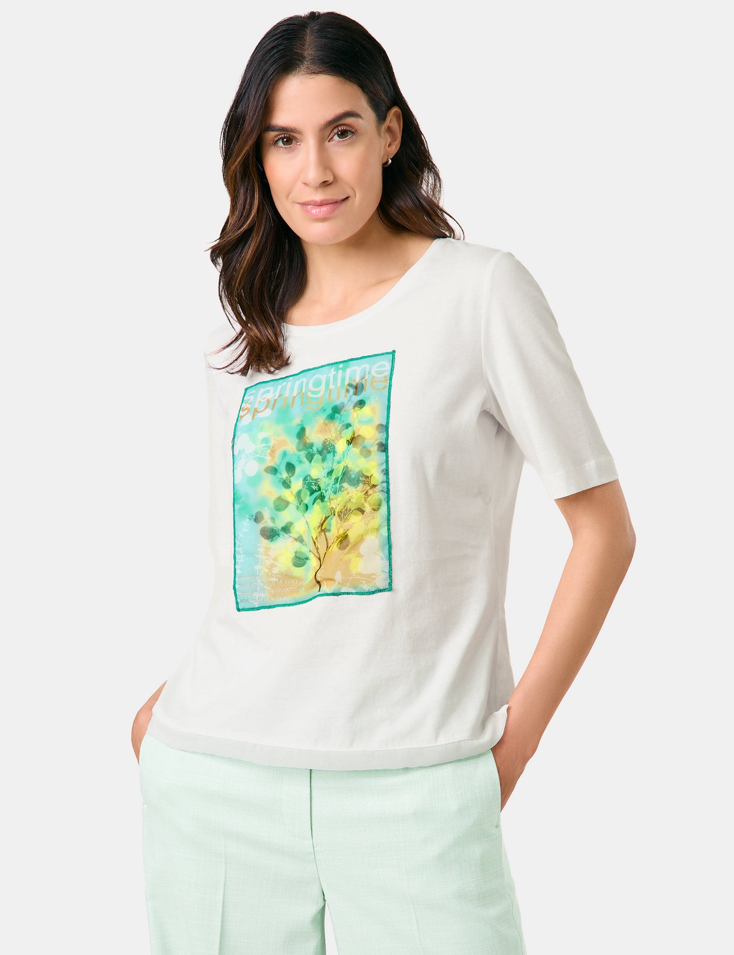 Halbarmshirt mit Frontprint aus Chiffon