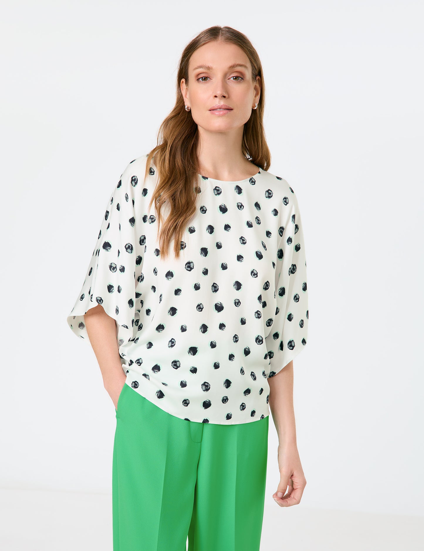 Oversize Bluse mit halben Fledermausärmeln