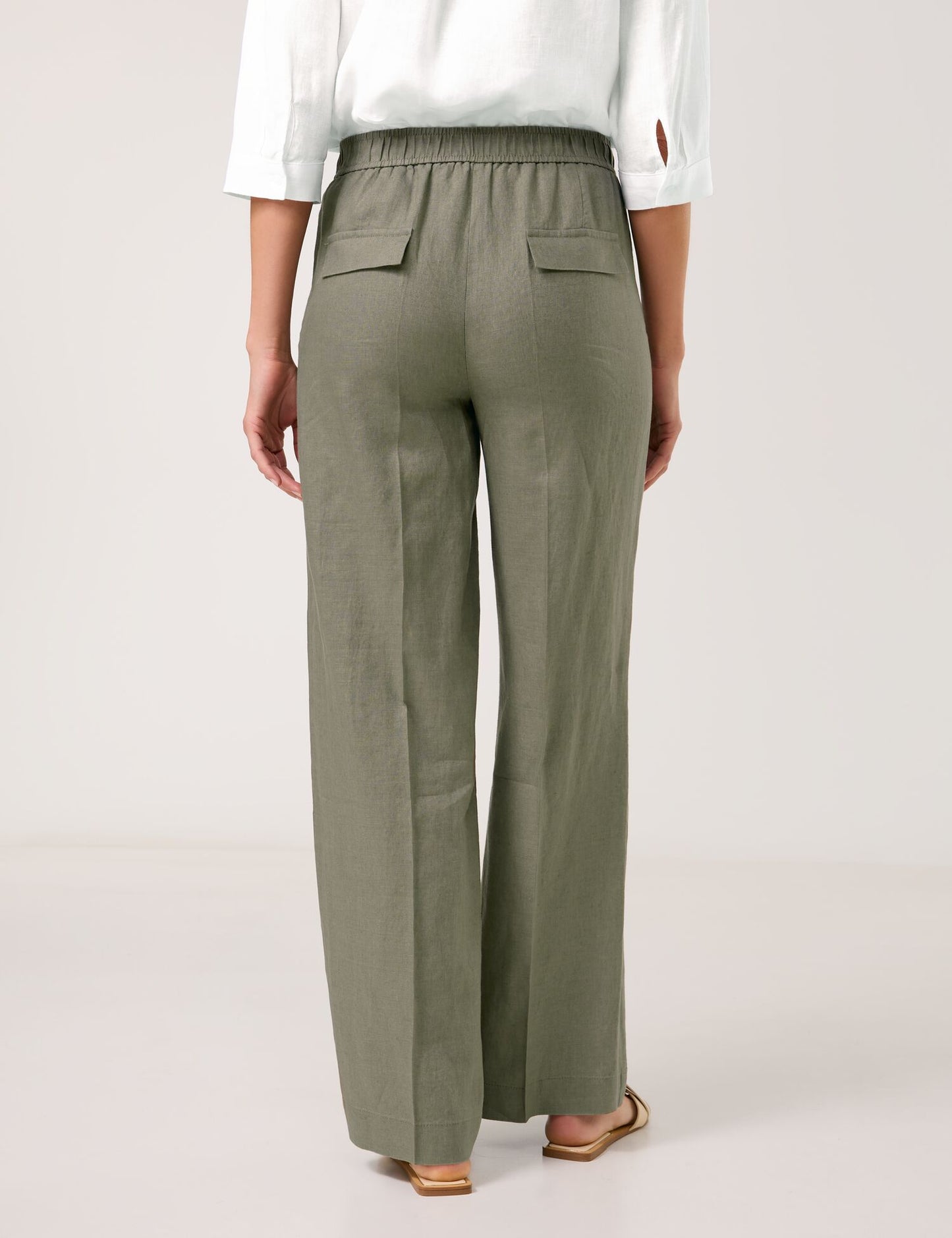 Weite Leinenhose mit Dehnbund