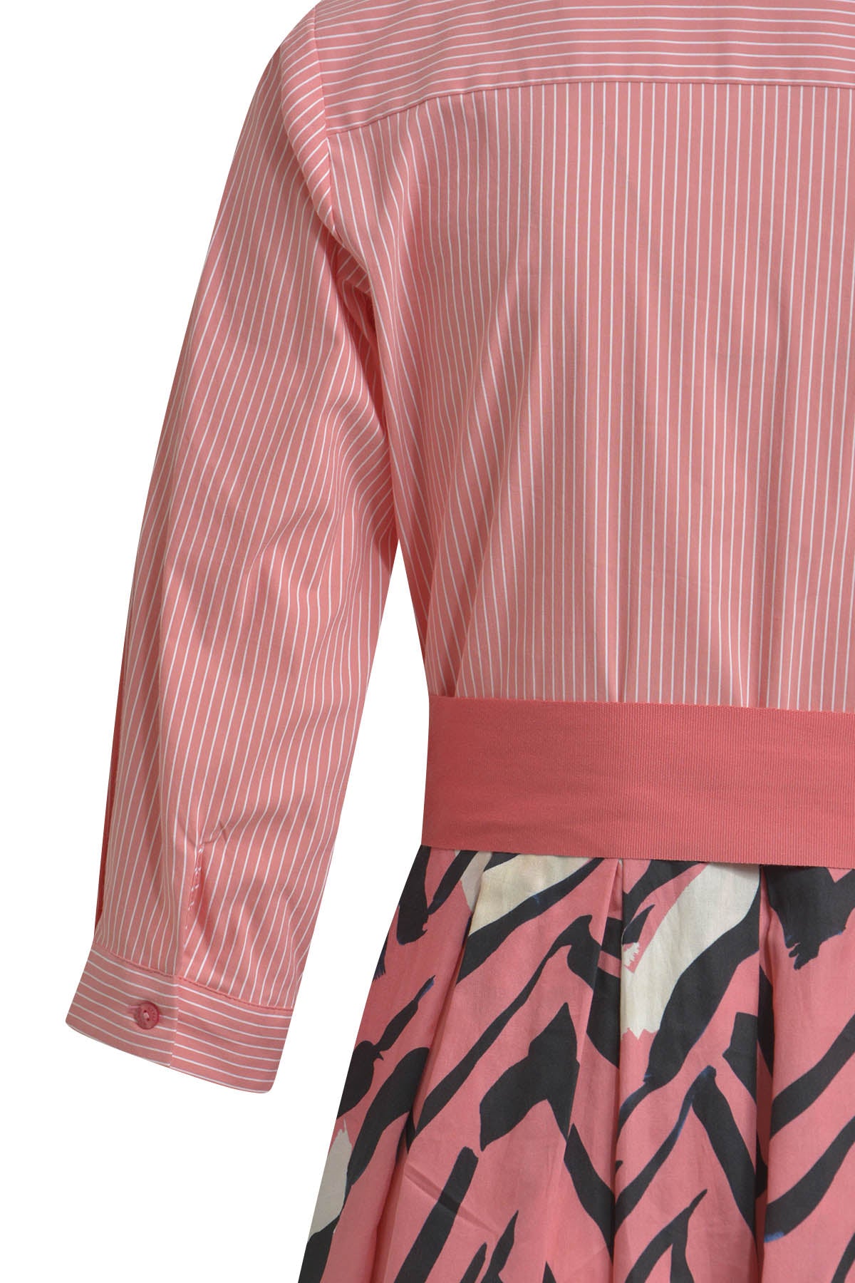 Dress w frill collar, placket, 3/4 sleeve, wde skirt