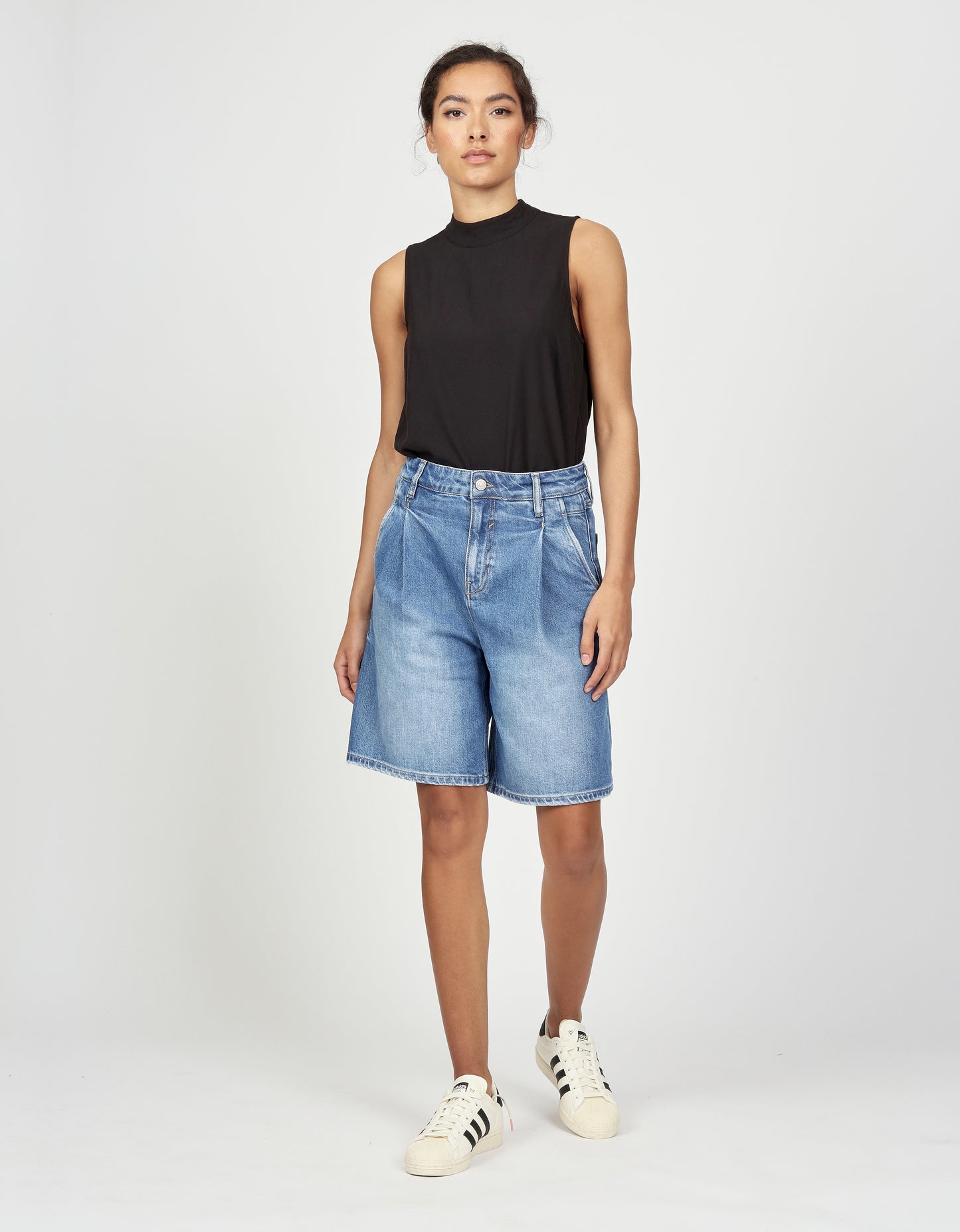 94WANDA BERMUDA - wide fit