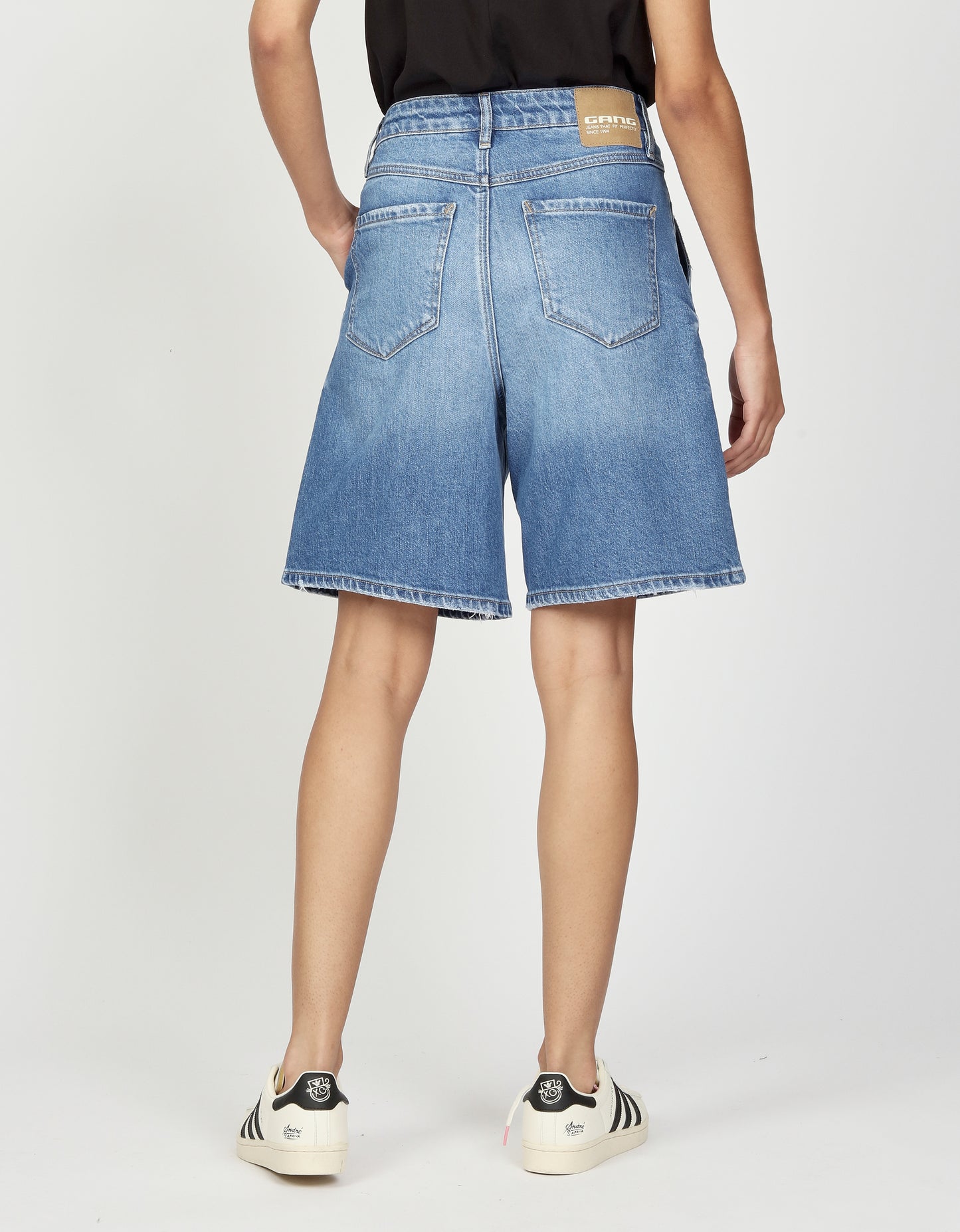 94WANDA BERMUDA - wide fit