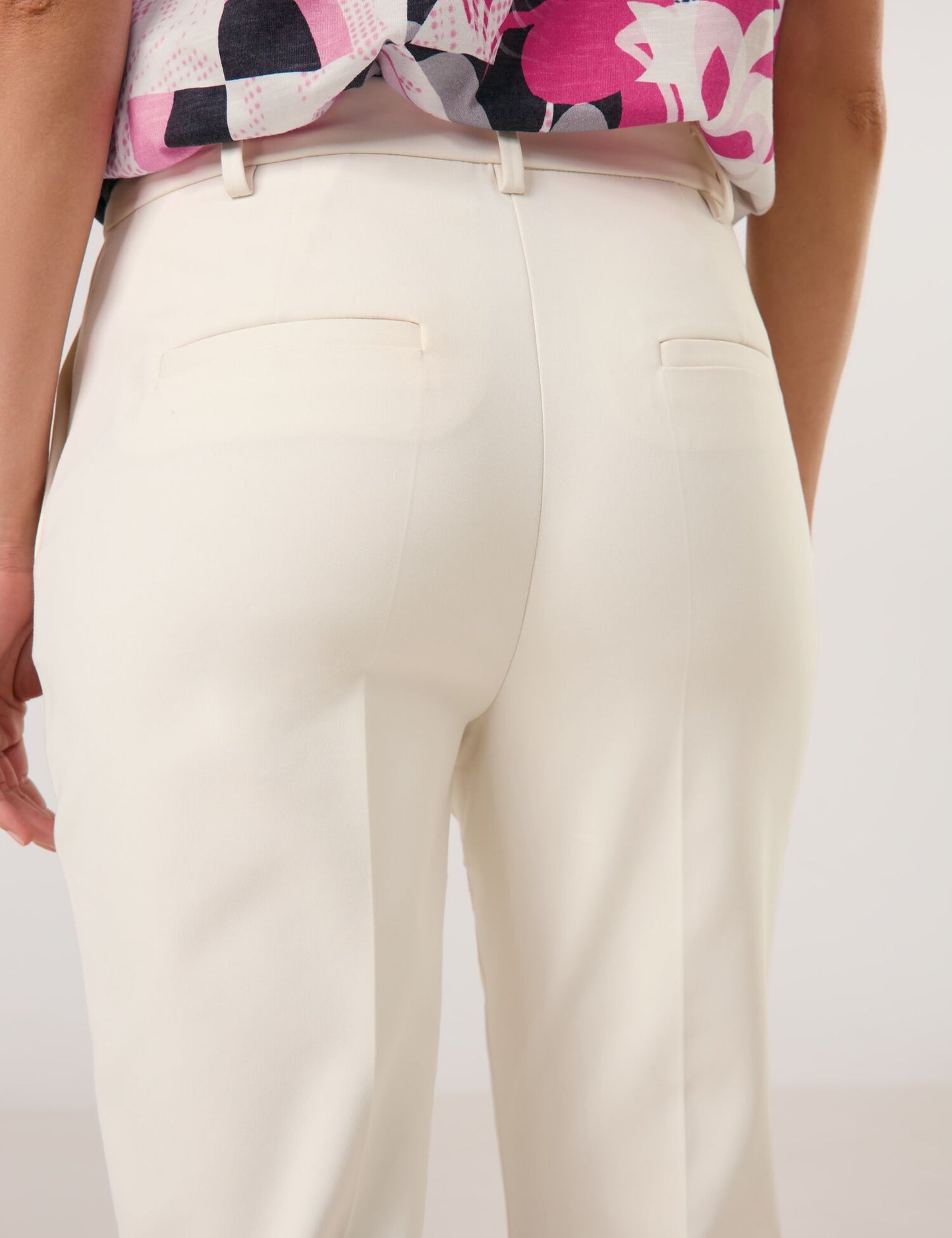 Schlichte 7/8 Hose mit Stretchkomfort