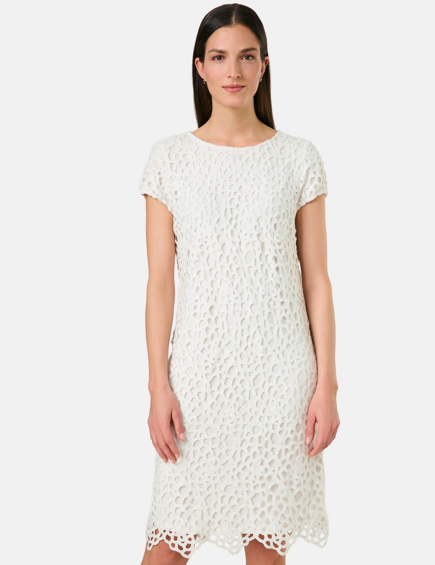 Spitzenkleid mit dekorativem Lochmuster