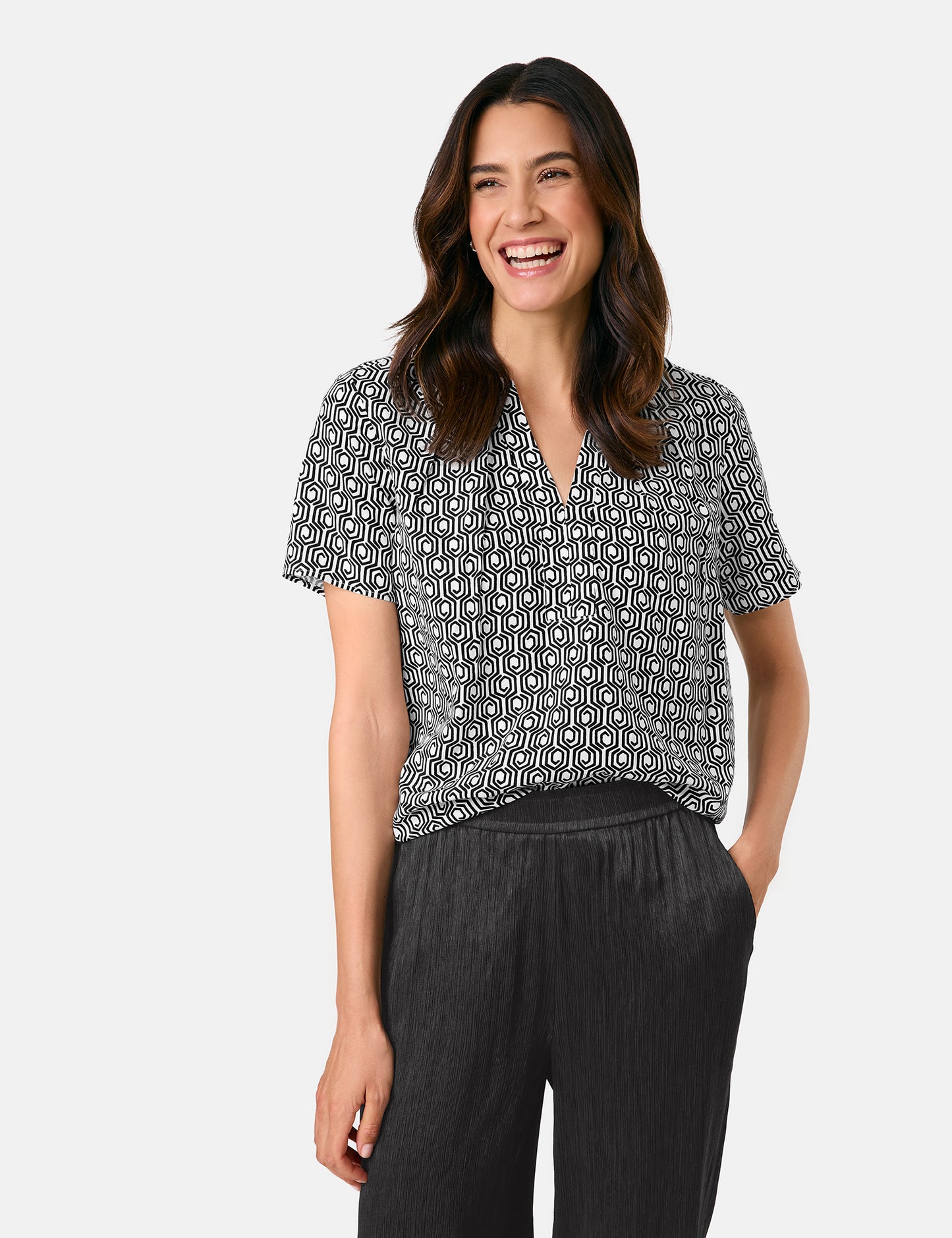 Nachhaltiges Blusenshirt mit Mini-Ornamenten