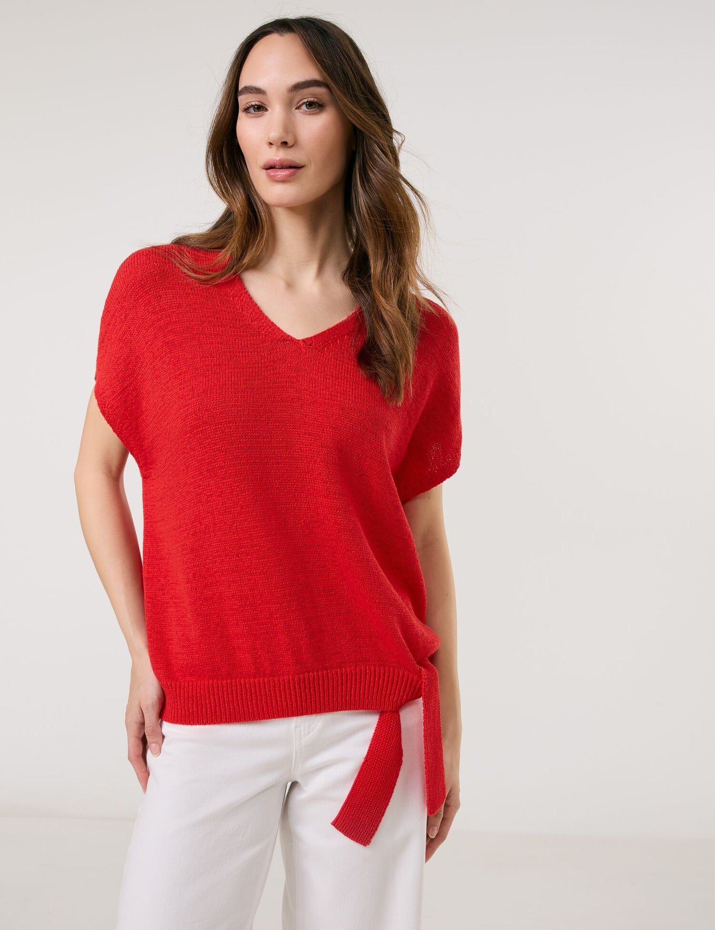 Kurzarmpullover mit Knoten-Detail