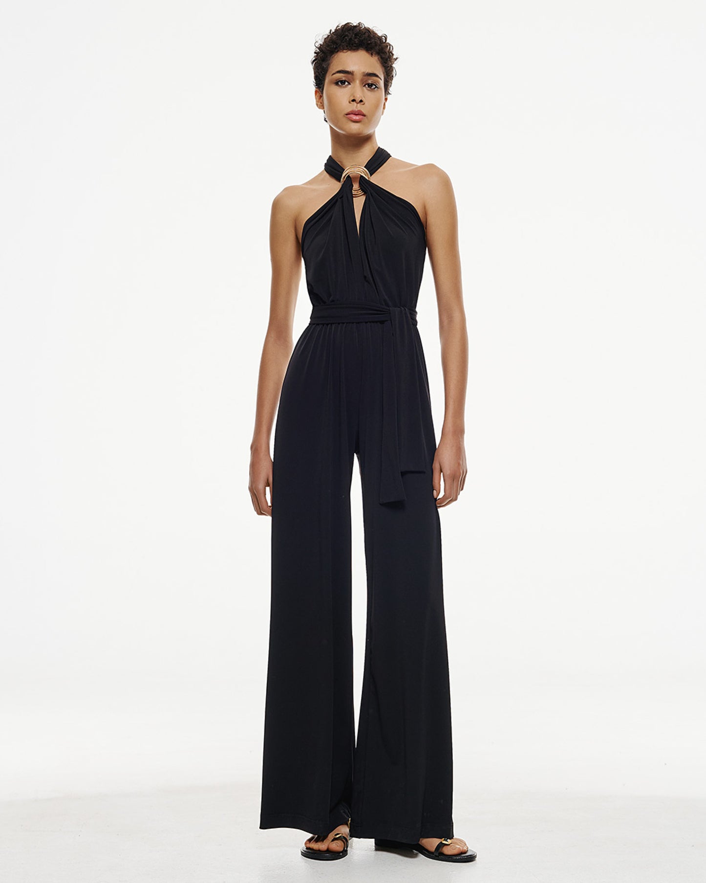 Jumpsuit with a cut-out