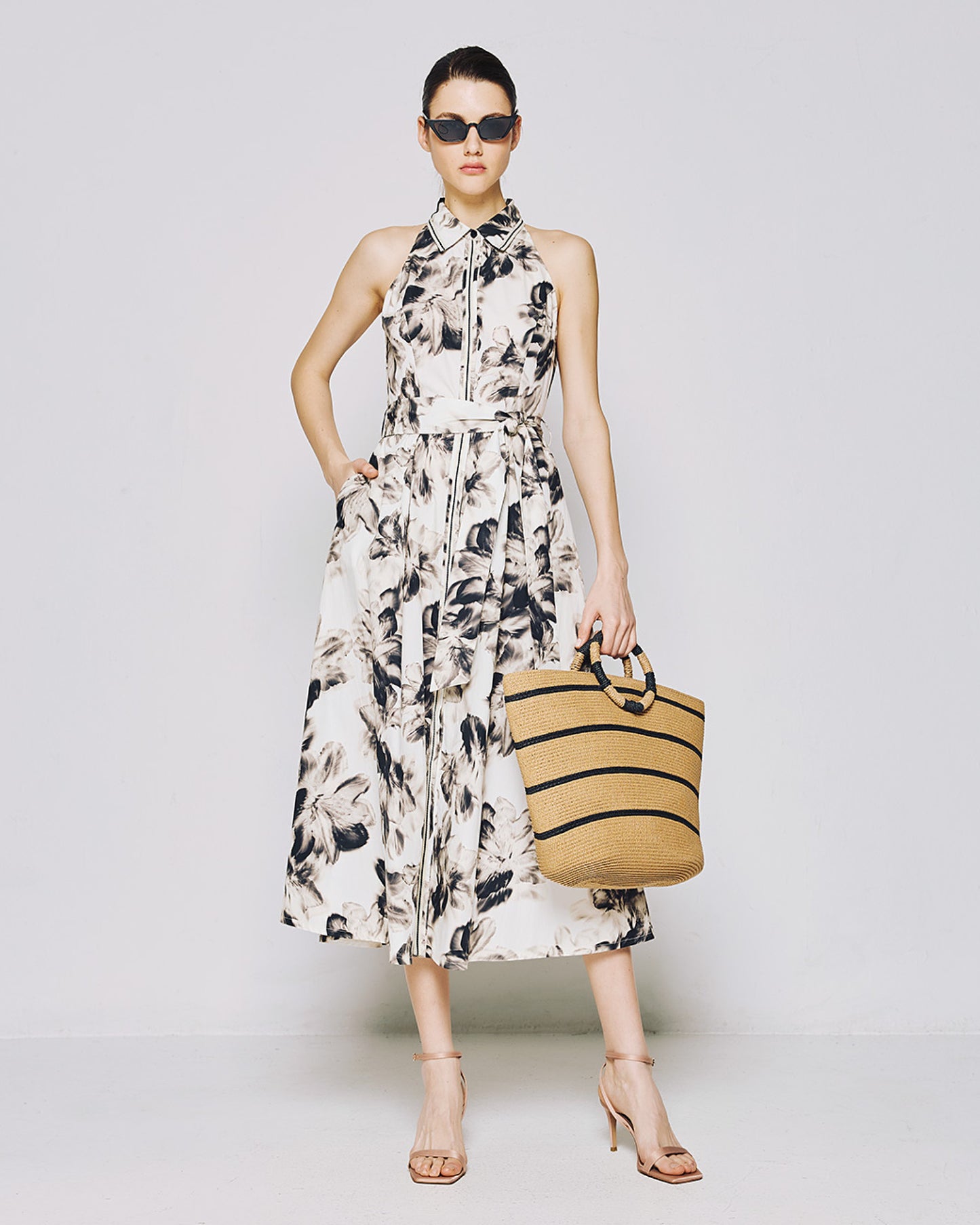 Floral flared dress with a belt