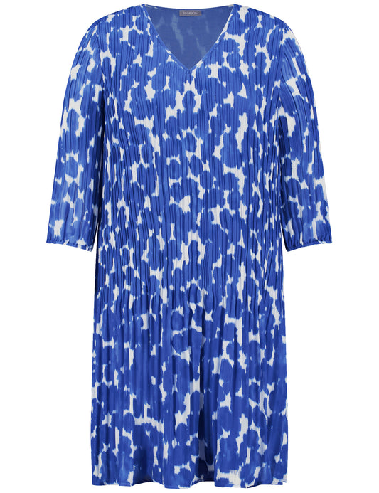 Knieumspielendes Plisseekleid