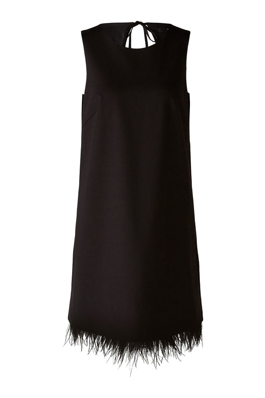Abendkleid mit Federn