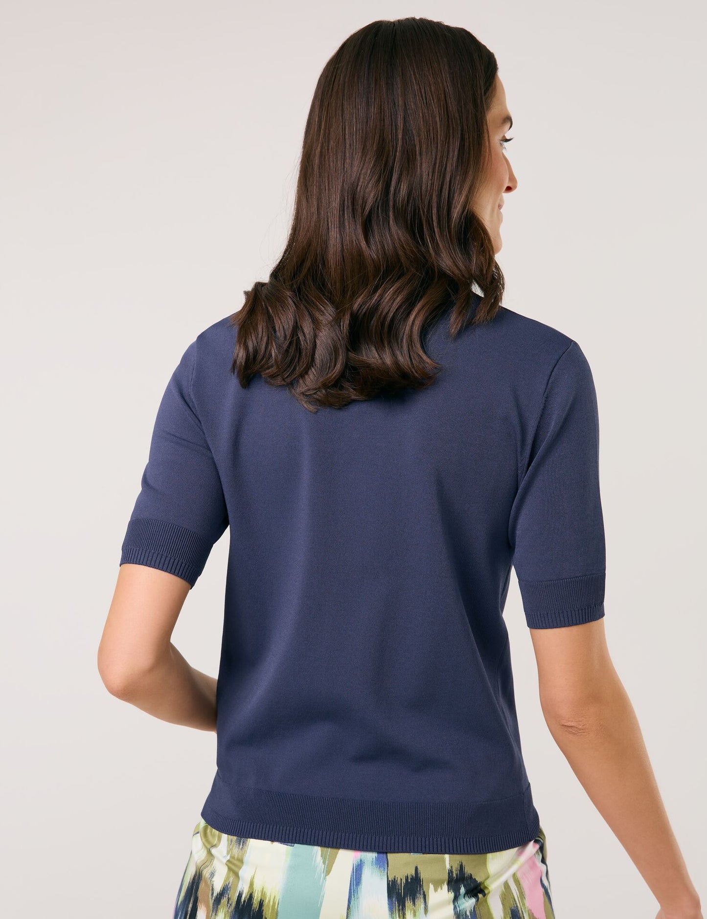 Kurzarmpullover im Polo-Look