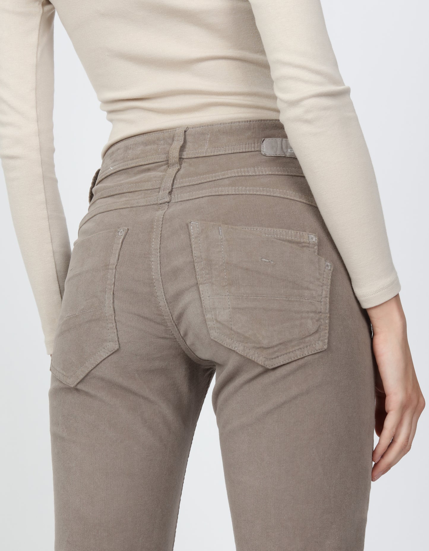 94AMELIE  - relaxed fit