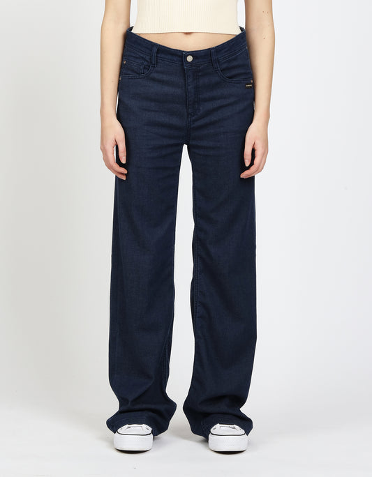 94AMELIE WIDE - wide fit