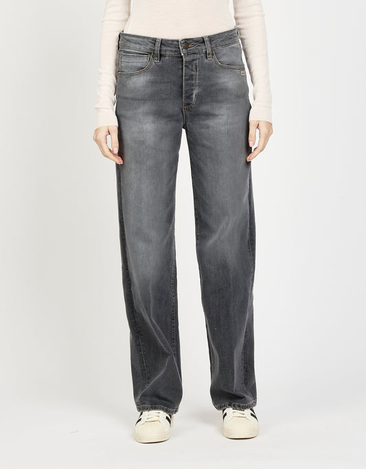 94JUL - comfort straight fit