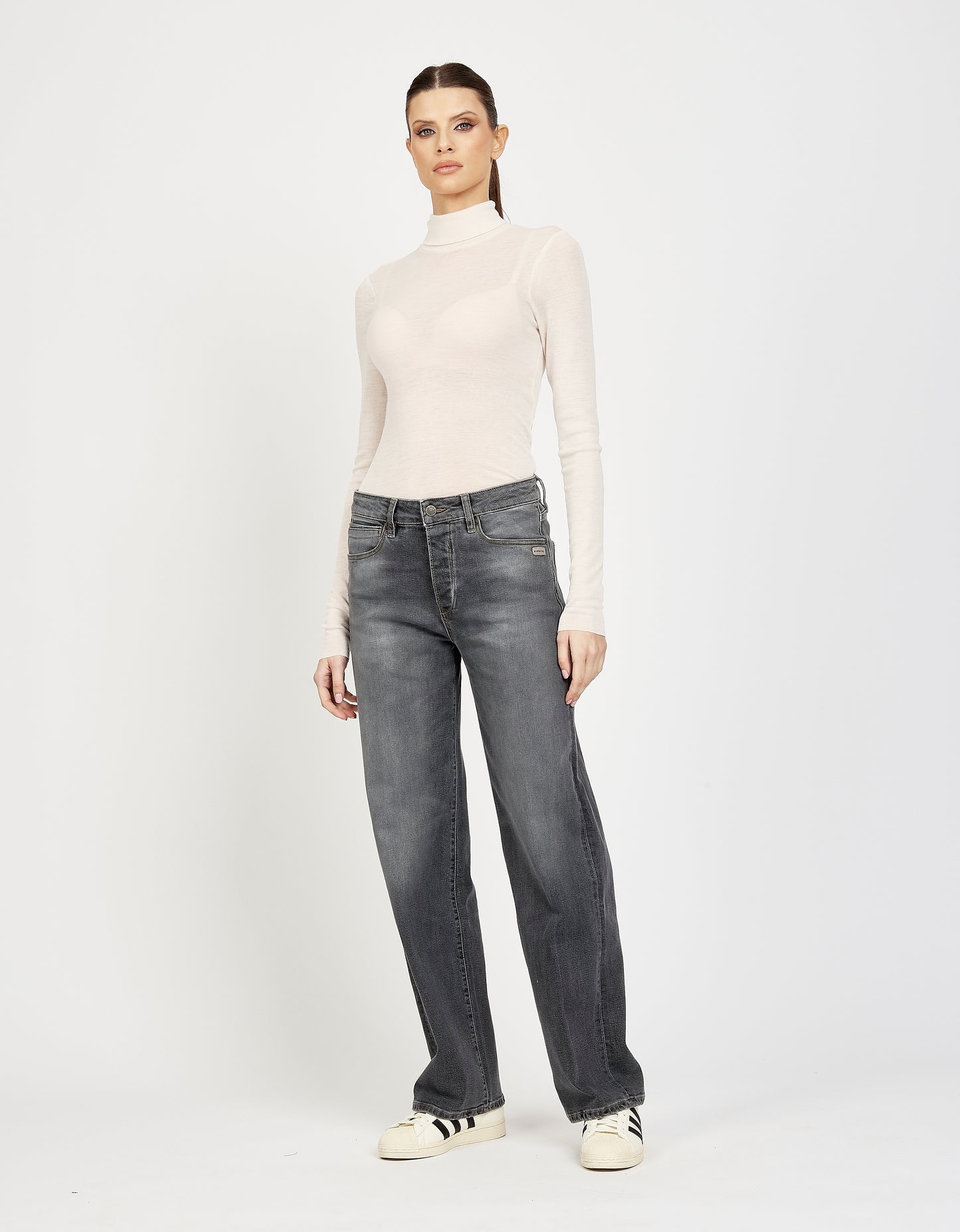94JUL - comfort straight fit
