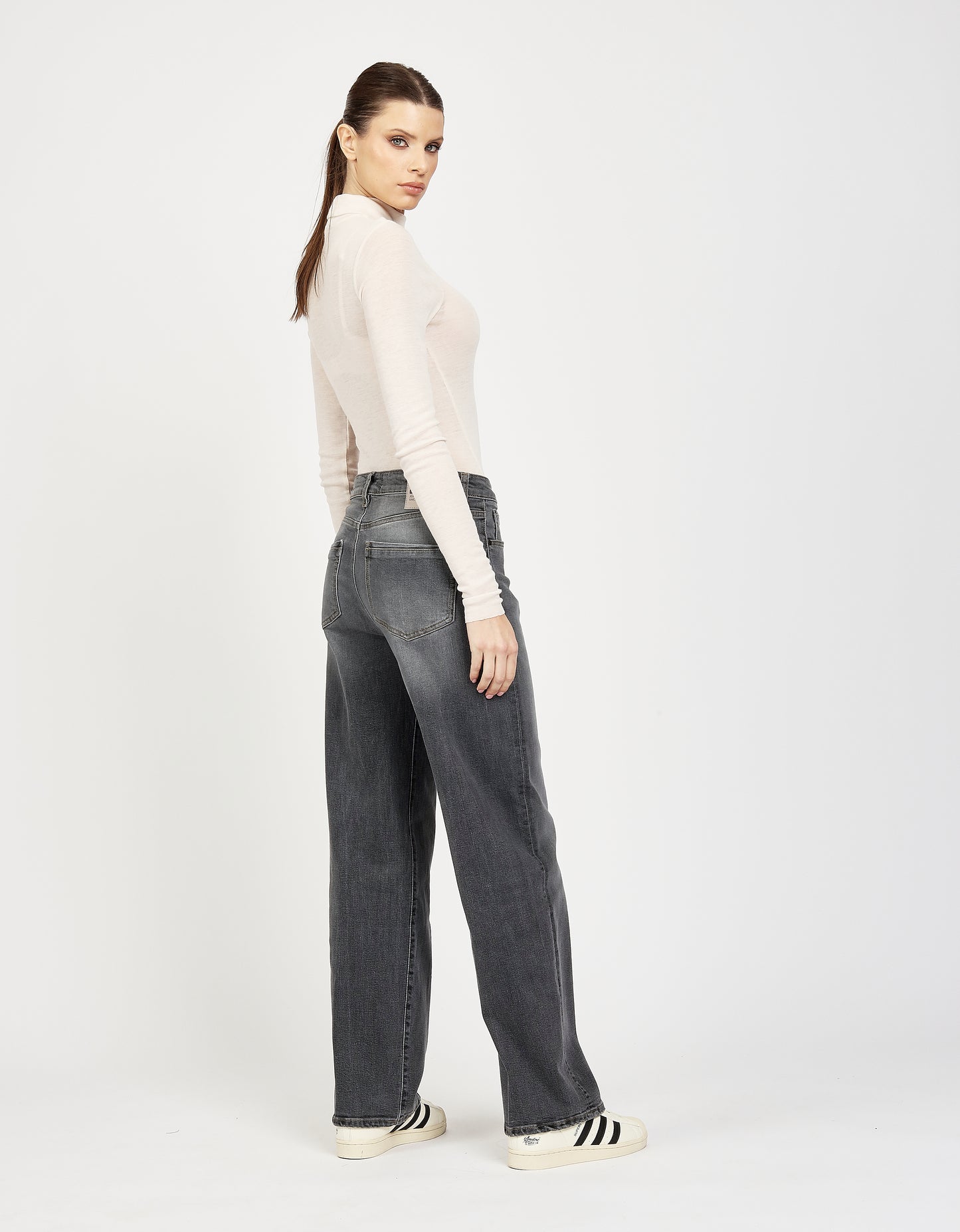 94JUL - comfort straight fit
