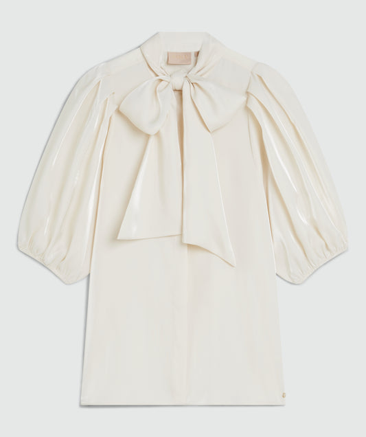 SYLVIA Bluse mit normaler Passform