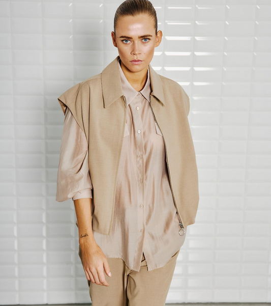 WBLVALENTINA TAILORED VEST
