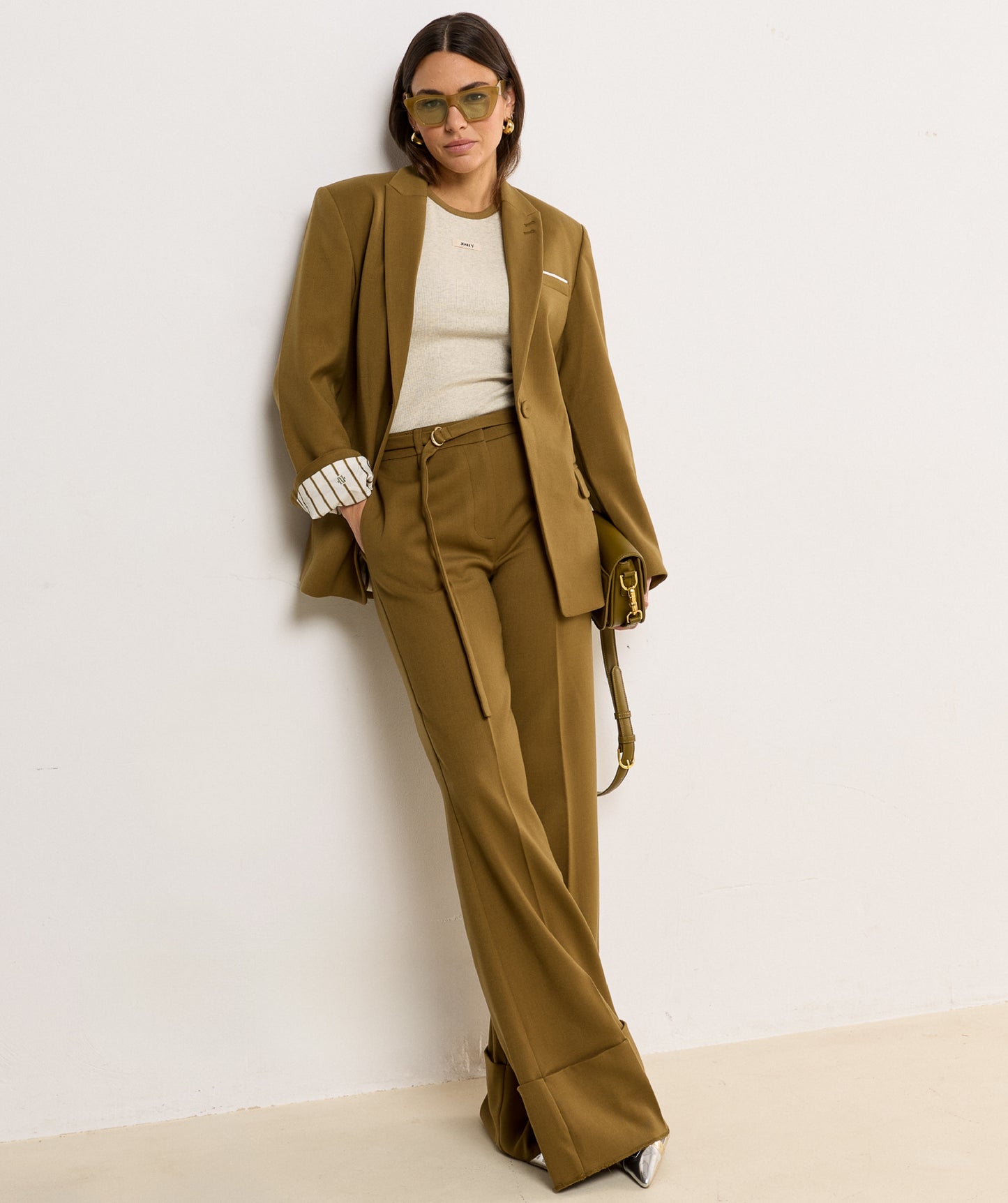 KORIEN Mid-Rise Flared Hose