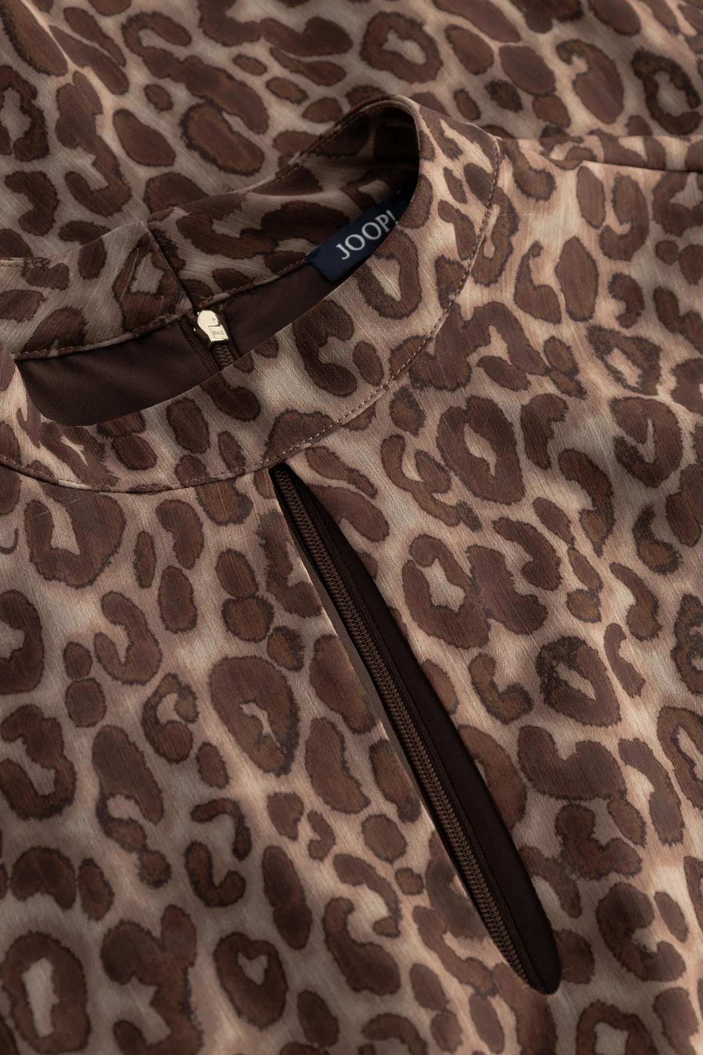 262D58Dalisha 10100328