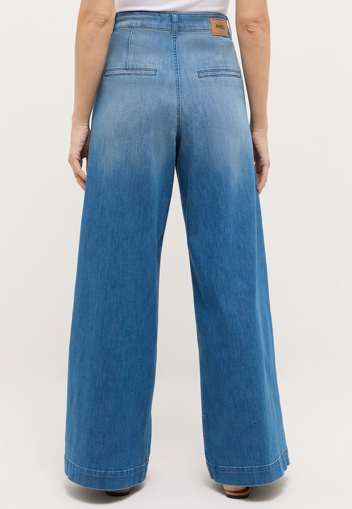 3502301-345 LIVA CHIC