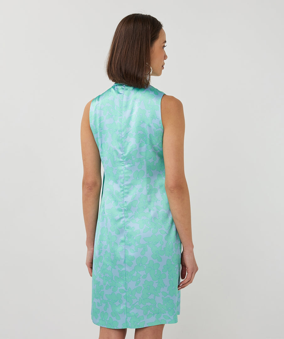 Blouse knot detail Daylight