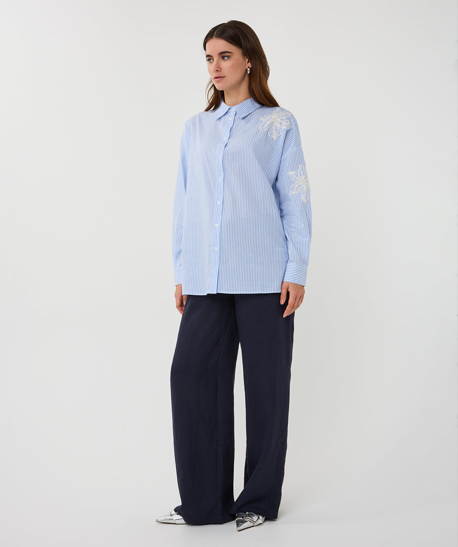 Blouse striped flower patch