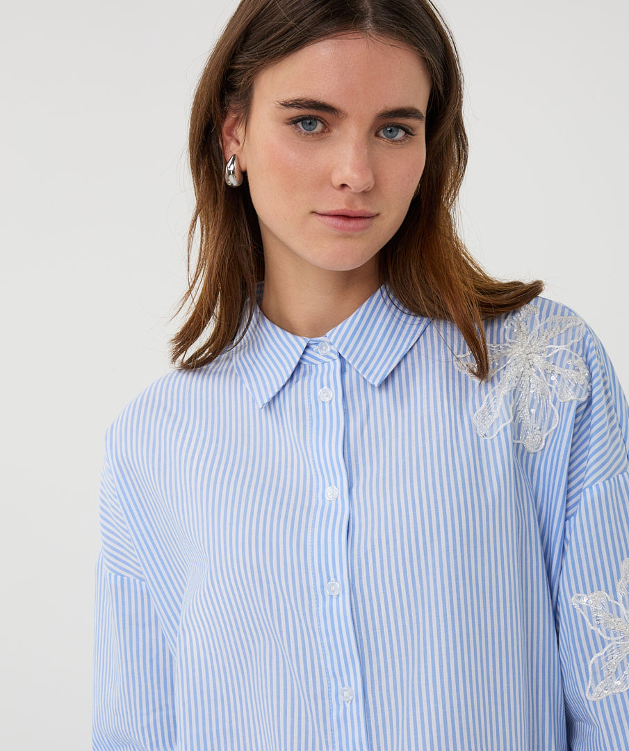 Blouse striped flower patch
