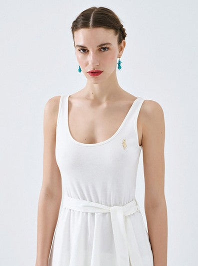 Sleeveless midi dress with ruffles