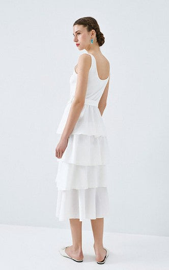 Sleeveless midi dress with ruffles