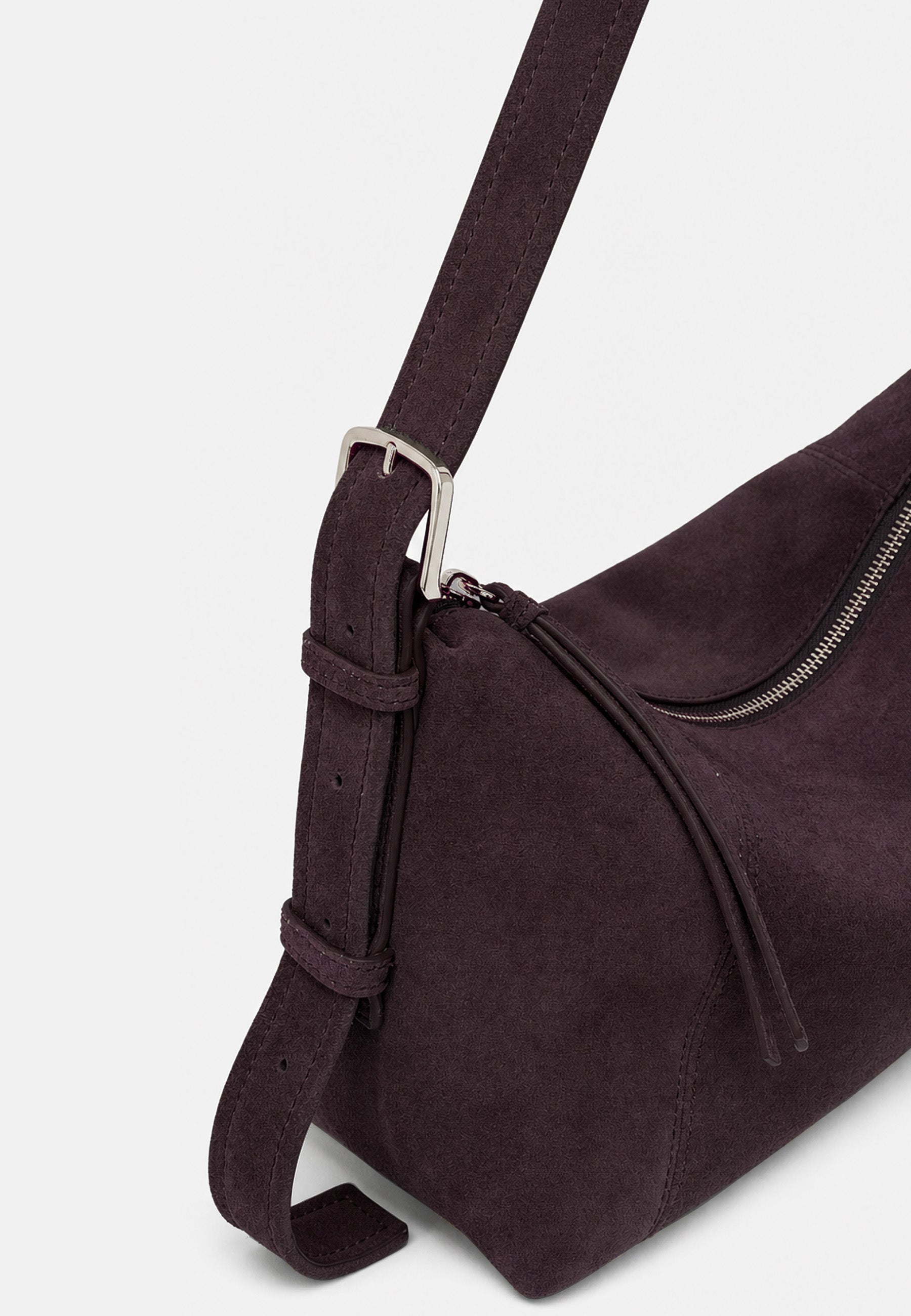 MARIE BAGUETTE SLOUCHY BUCKLE