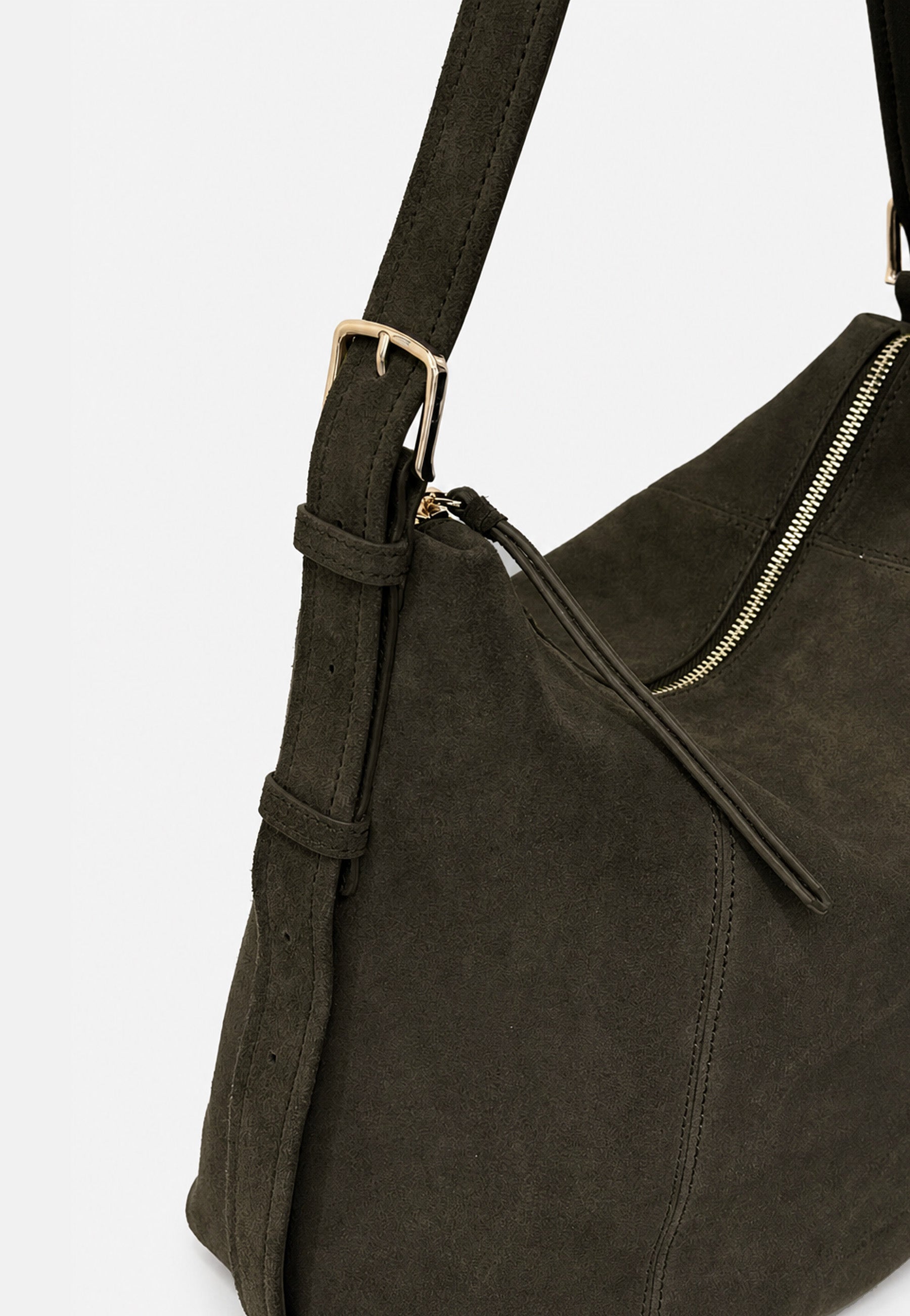 MARIE SLOUCHY BUCKLE COZY