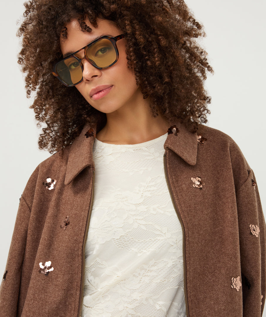Jacket flowers