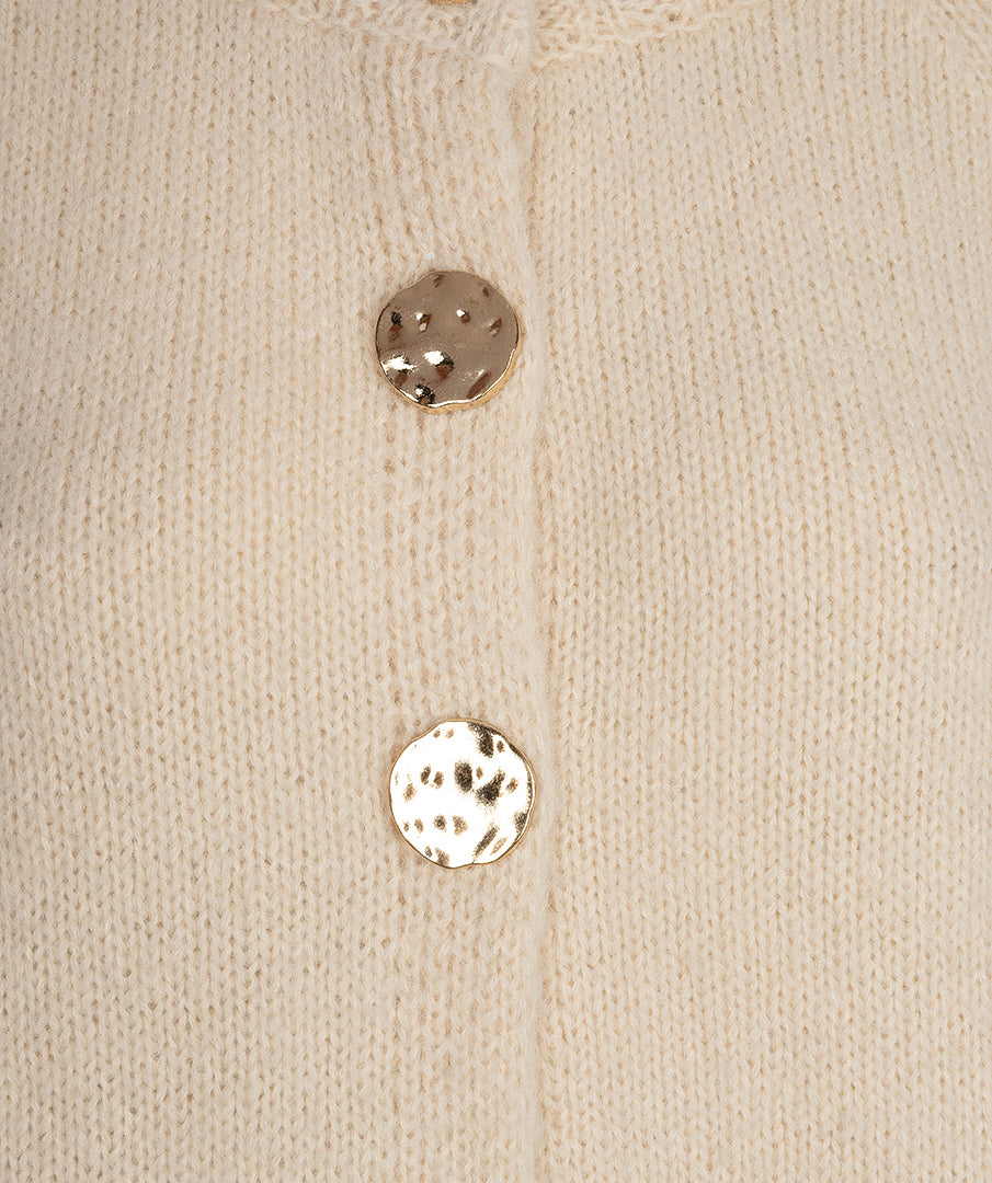 Sweater buttons